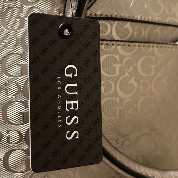 Handbag GUESSLos Angeles. - Picture 9 of 16